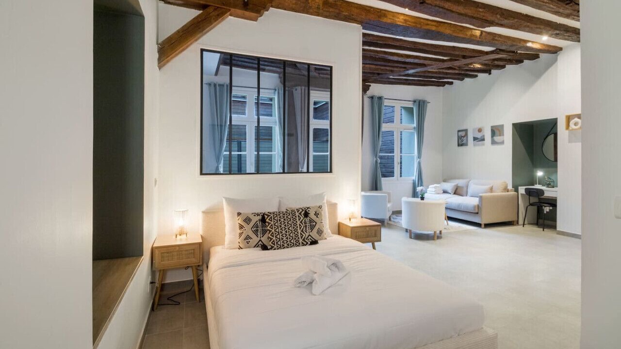 Photo of Bedroom in 5th Arrondissement