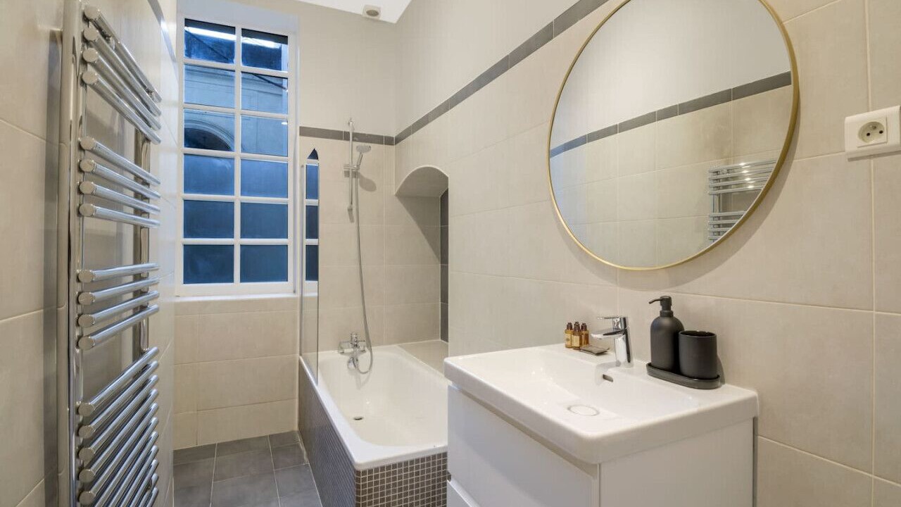 Photo of Bathroom in 5th Arrondissement