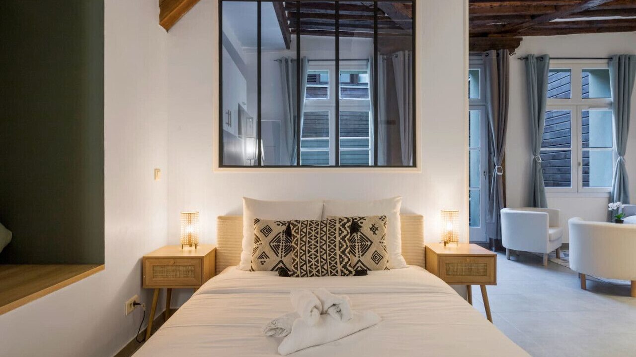 Photo of Bedroom in 5th Arrondissement