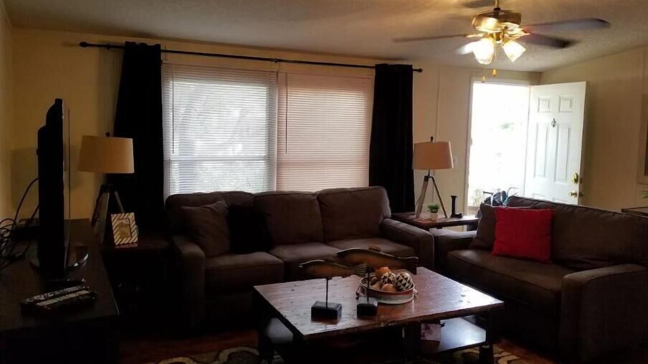Photo of Livingroom in Bluewater