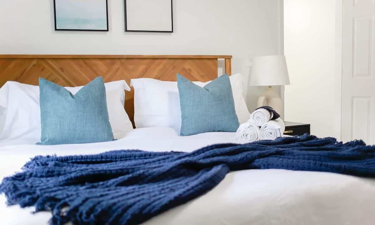 Photo of Bedroom in Willoughby Spit