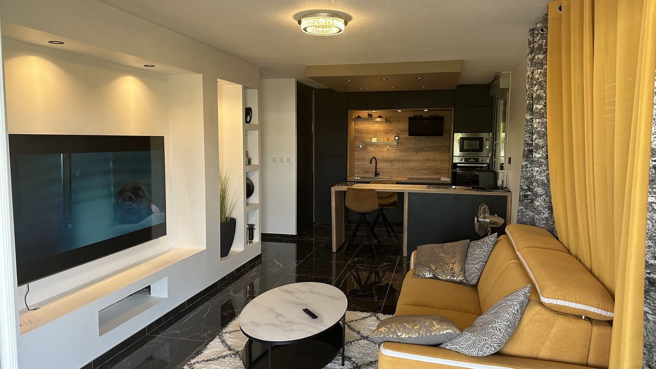 Photo of Livingroom in Trois Cocus - Borderouge - Croix-Daurade - Paleficat