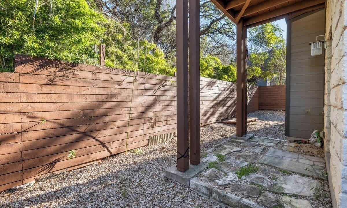 Photo of Outdoor in Galindo