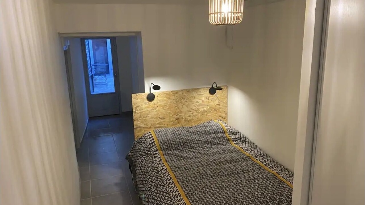 Photo of Bedroom in Beaux Arts-Boutonnet