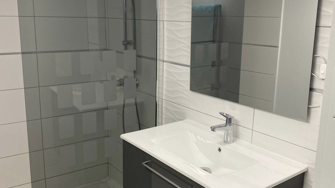 Photo of Bathroom in Beaux Arts-Boutonnet