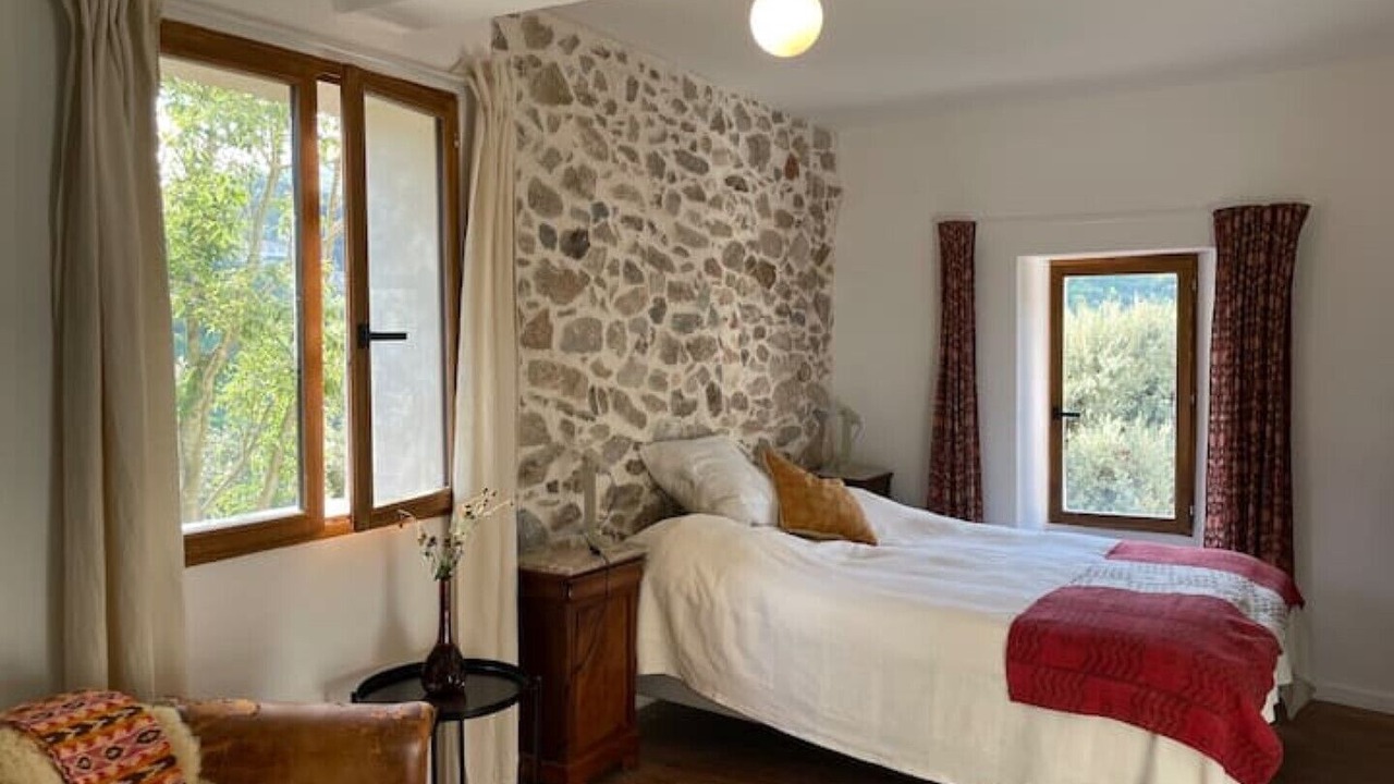 Photo of Bedroom in Reynes