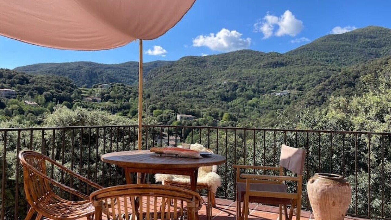 Photo of Outdoor in Reynes