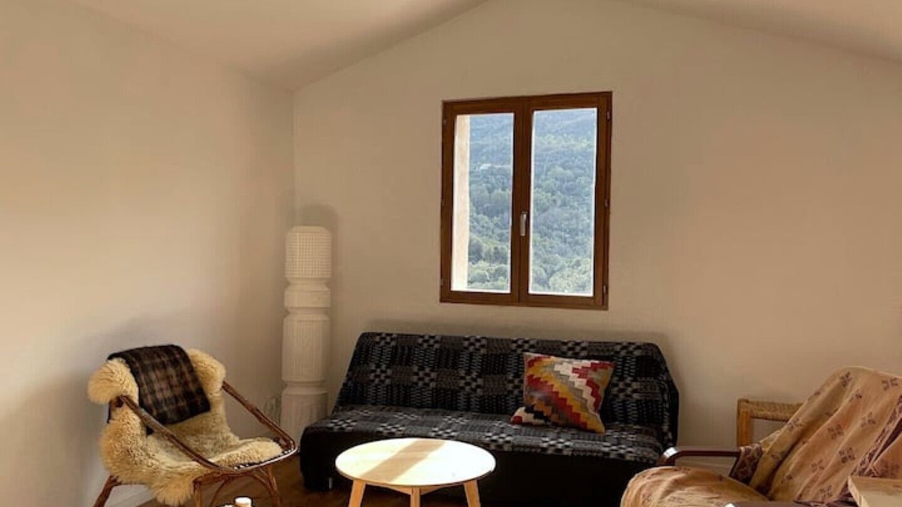 Photo of Livingroom in Reynes