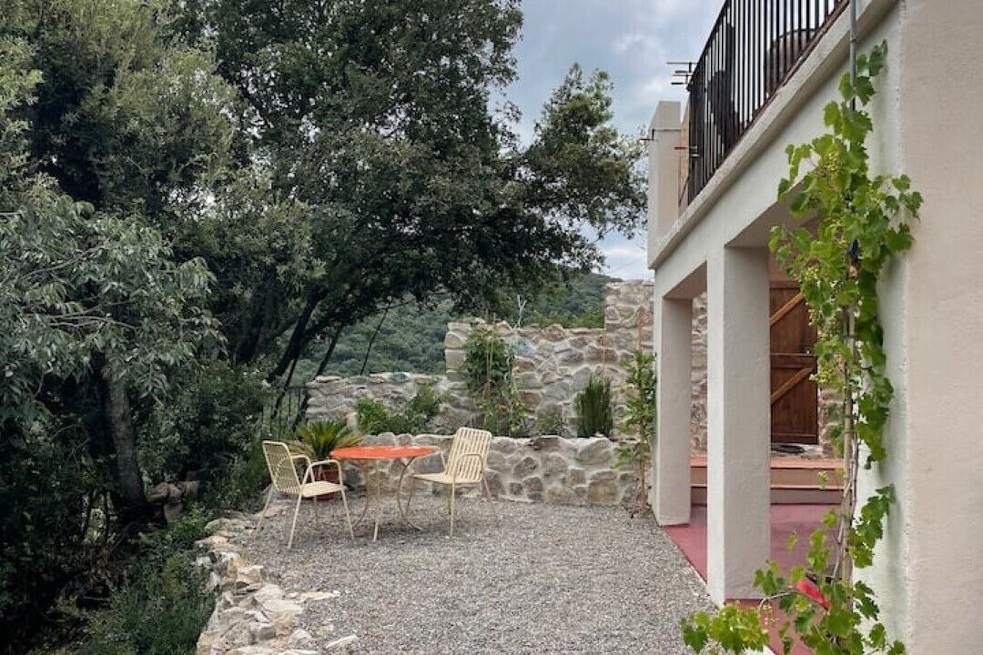 Photo of Outdoor in Reynes