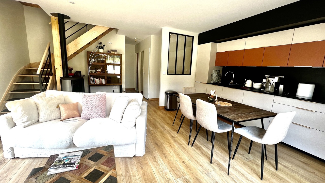 Photo of Livingroom in Pailhac