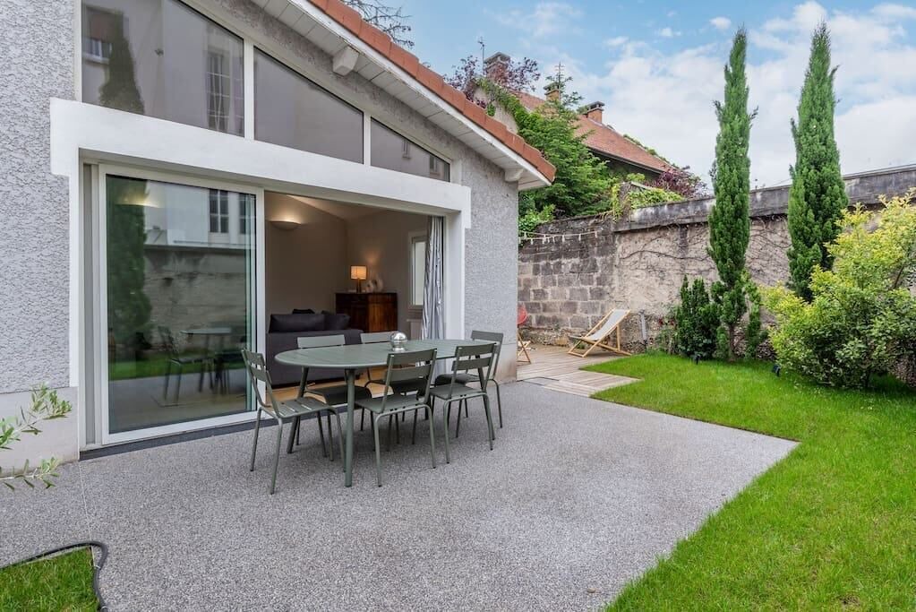 Photo of Outdoor in 8th Arrondissement