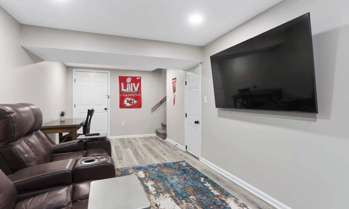 Photo of Livingroom in Lee's Summit