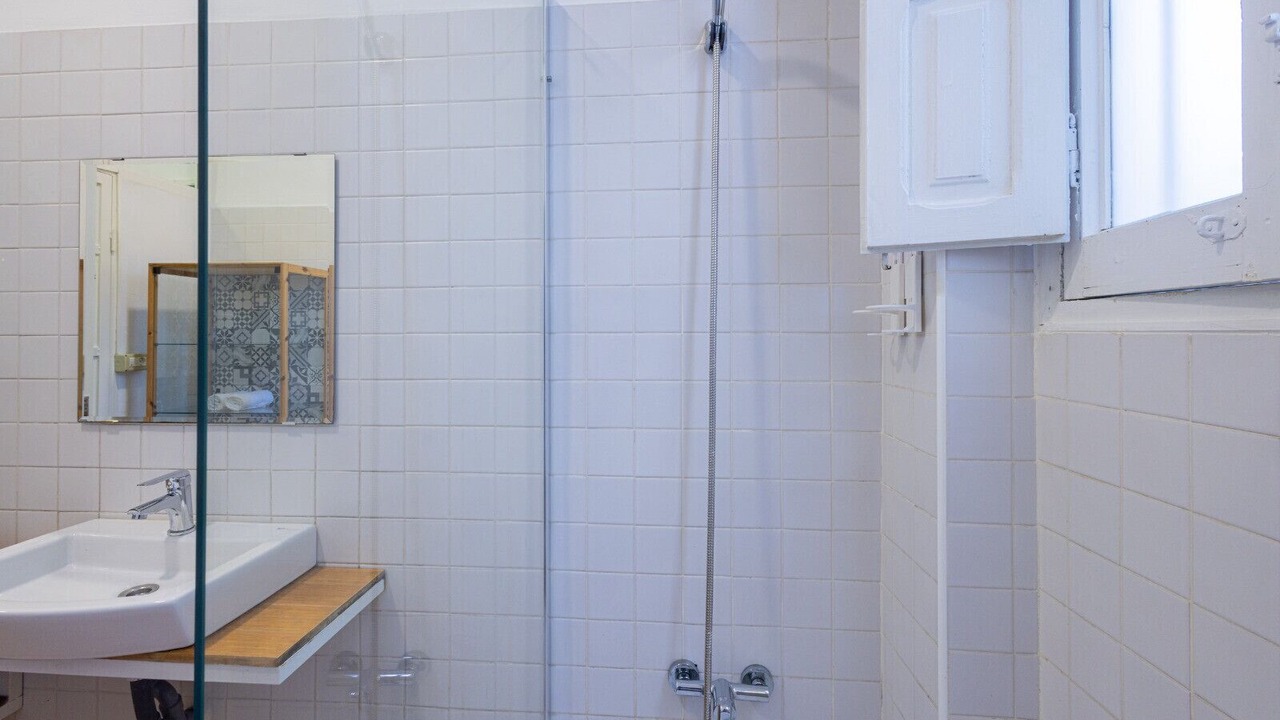 Photo of Bathroom in Morvedre