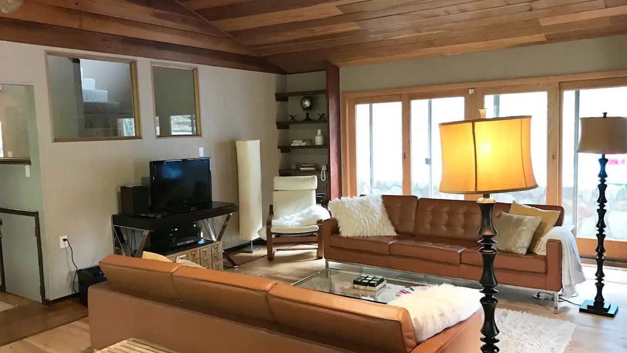 Photo of Livingroom in Cazadero