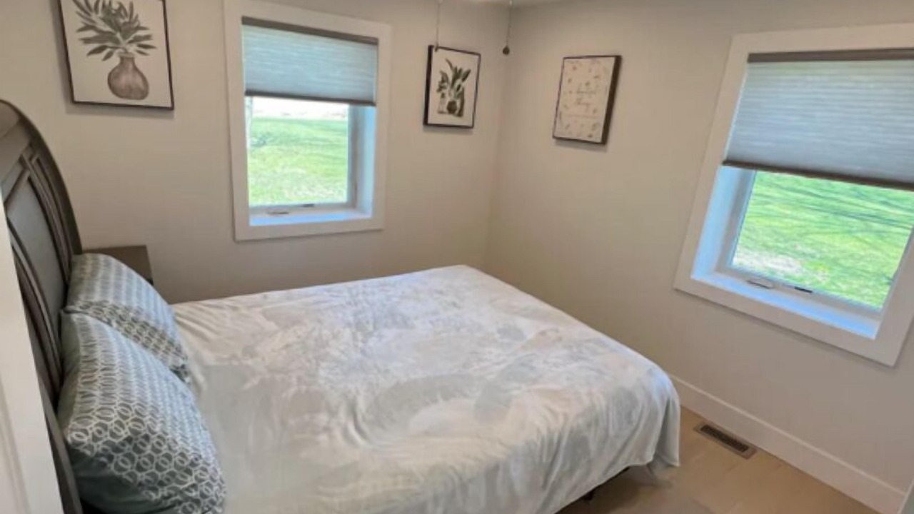 Photo of Bedroom in Pointe aux Roches