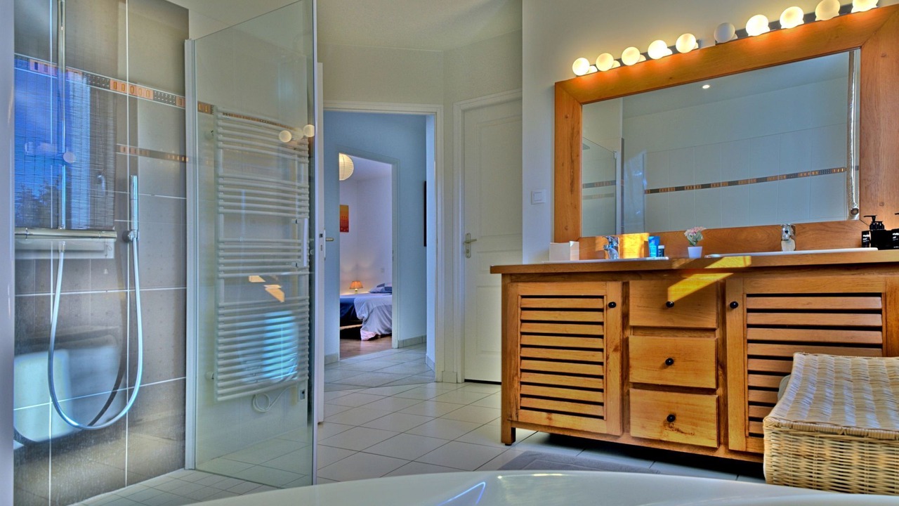 Photo of Bathroom in Saint-Hilaire-de-Riez