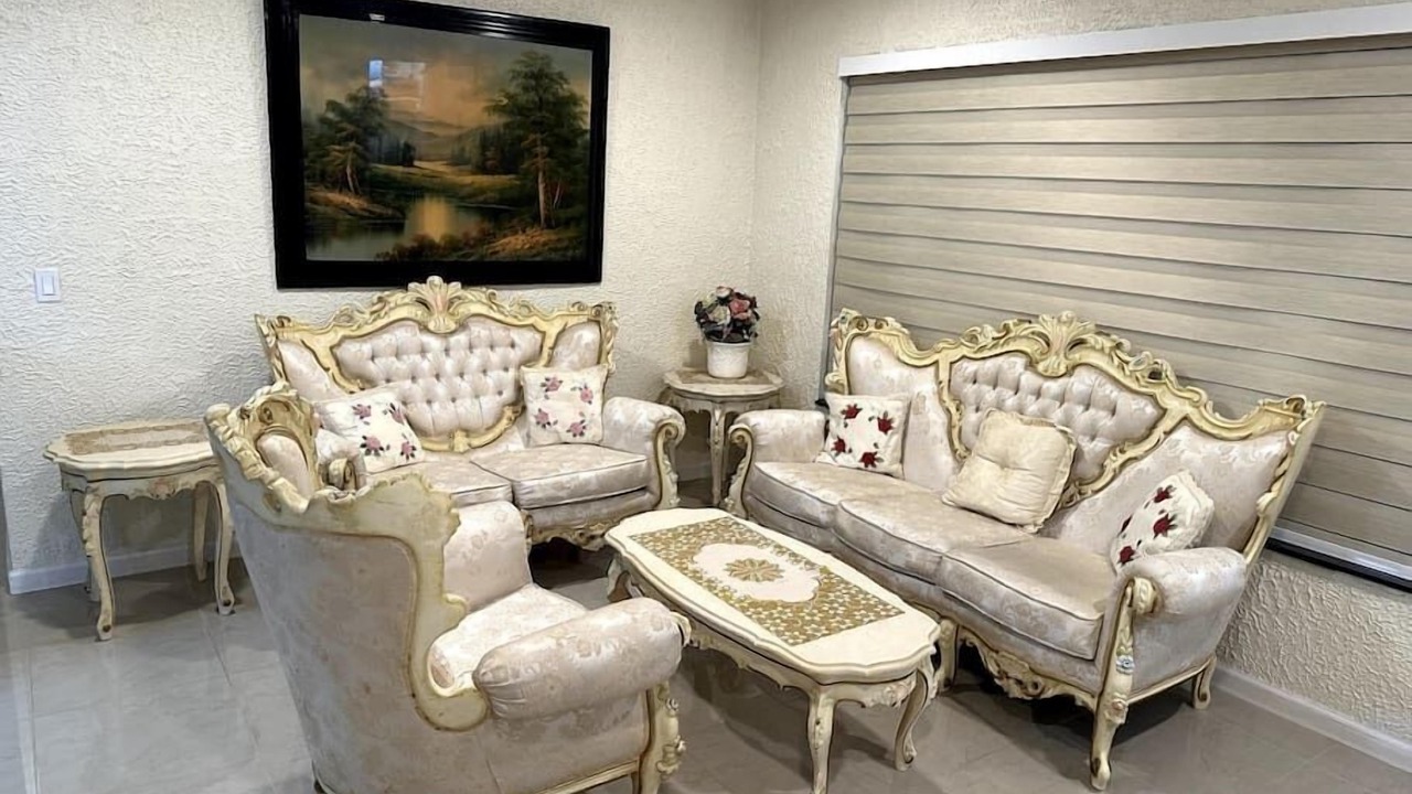Photo of Livingroom in Miami Gardens
