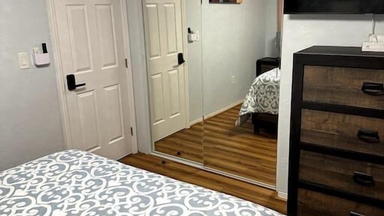 Photo of Bedroom in Miami Gardens