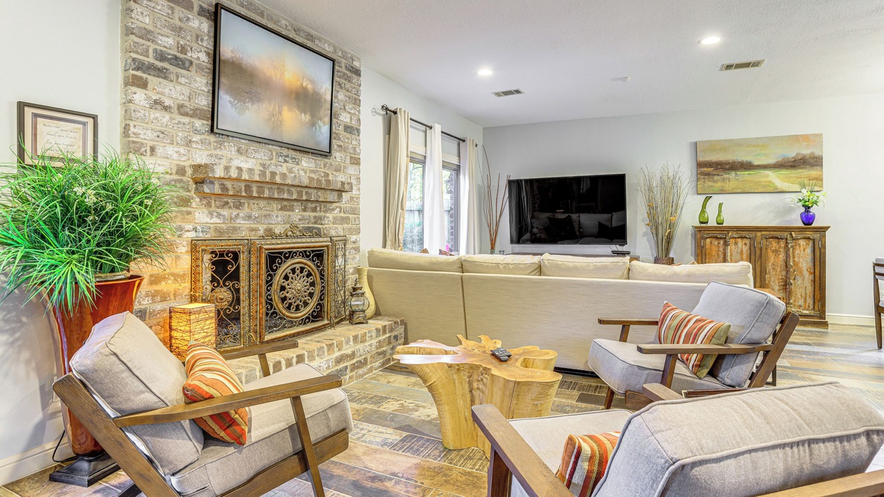 Photo of Livingroom in Cypress