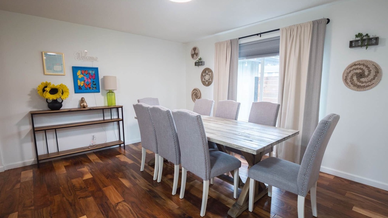 Photo of Others in Western