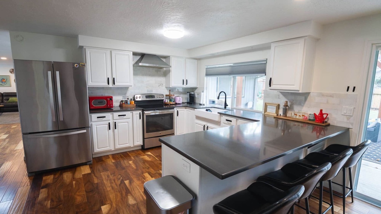 Photo of Others in Western