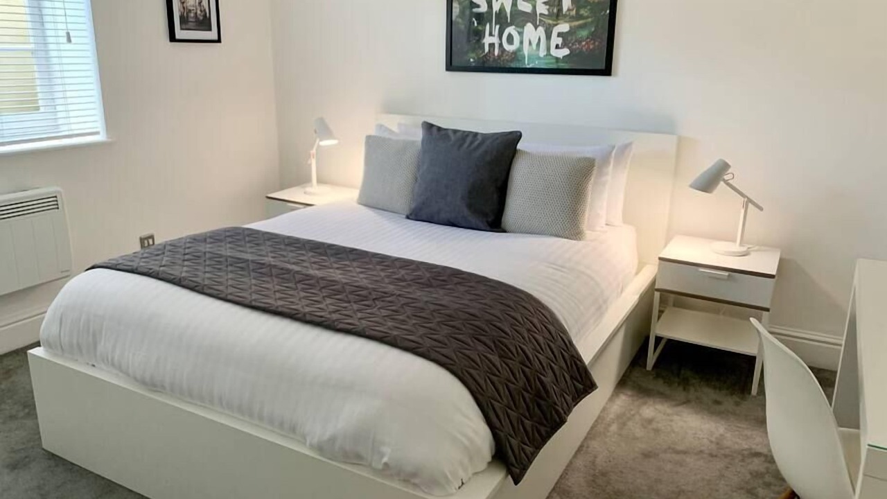 Photo of Others in Reading