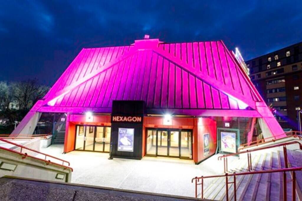 Photo of Others in Reading