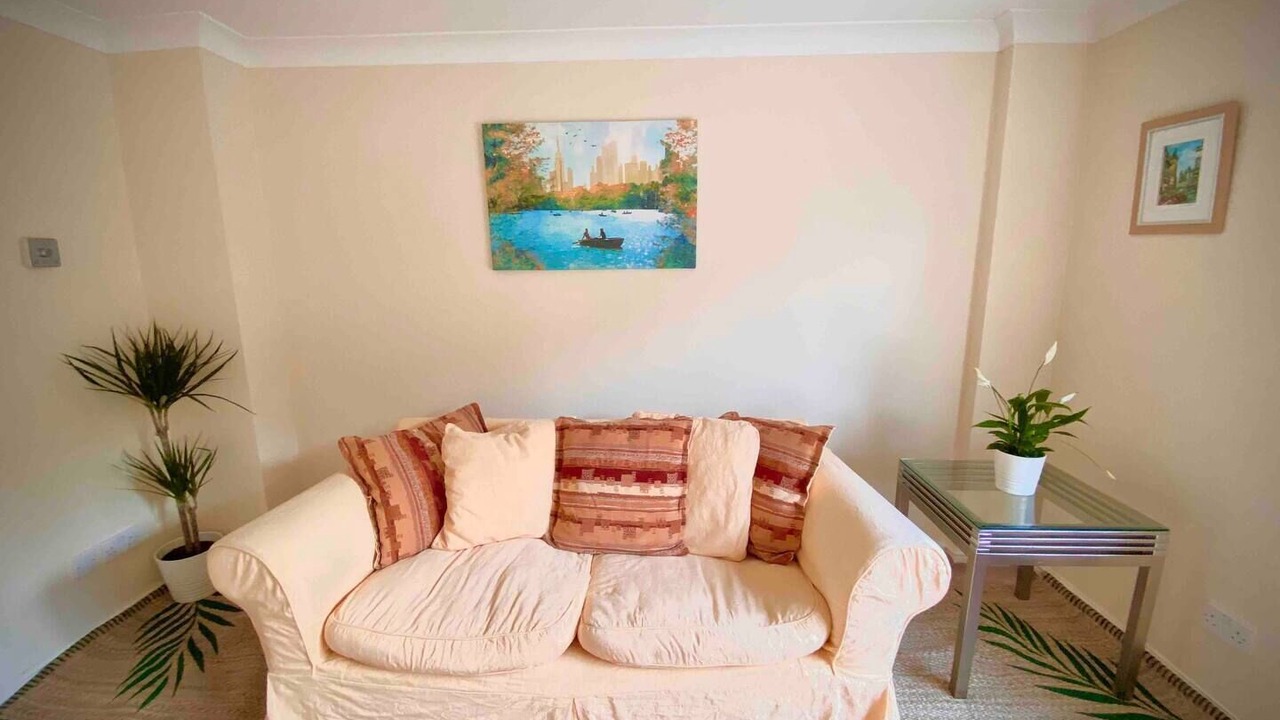 Photo of Livingroom in Yeading