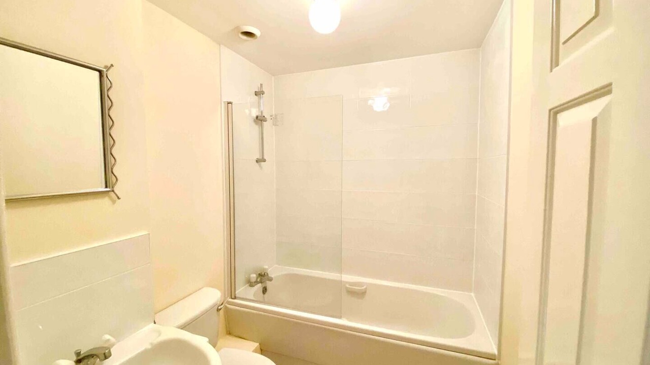 Photo of Bathroom in Yeading