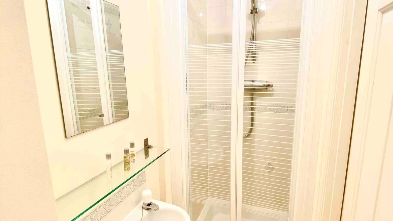 Photo of Bathroom in Yeading