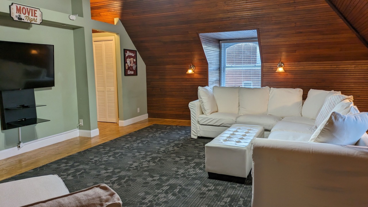 Photo of Livingroom in Tower Grove East