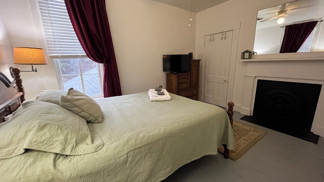 Photo of Livingroom in Madison