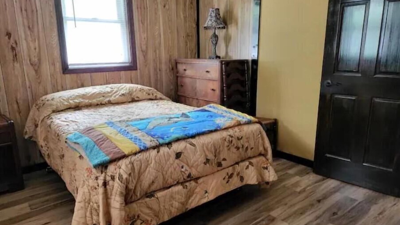 Photo of Bedroom in Cushing