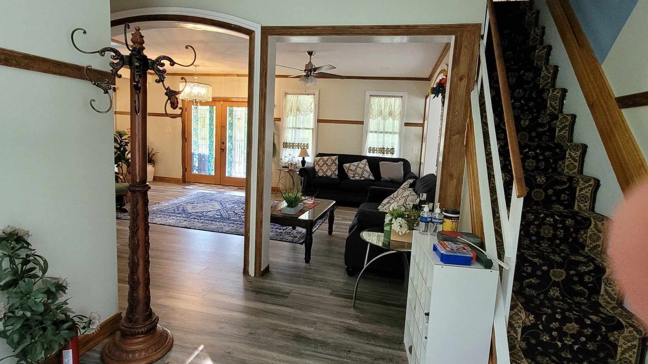 Photo of Others in Mount Marion