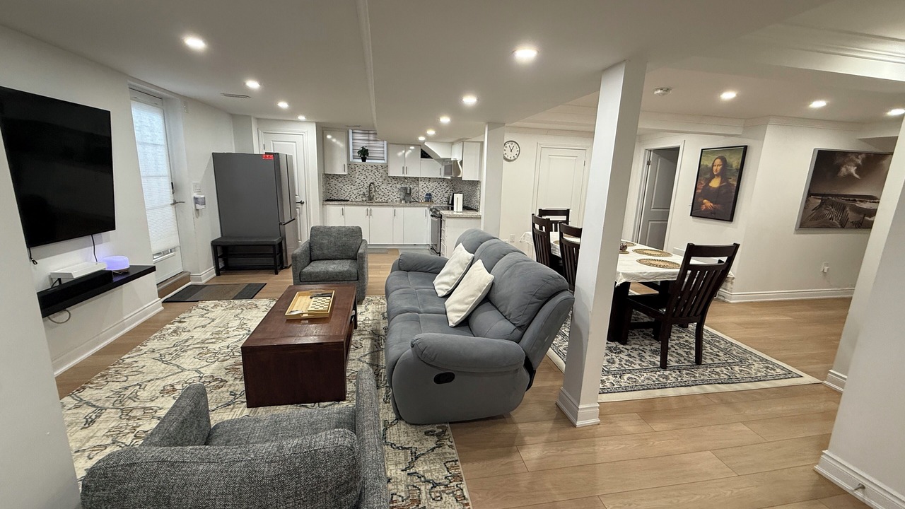 Photo of Livingroom in Mount Pleasant