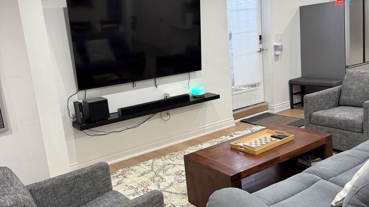 Photo of Livingroom in Mount Pleasant