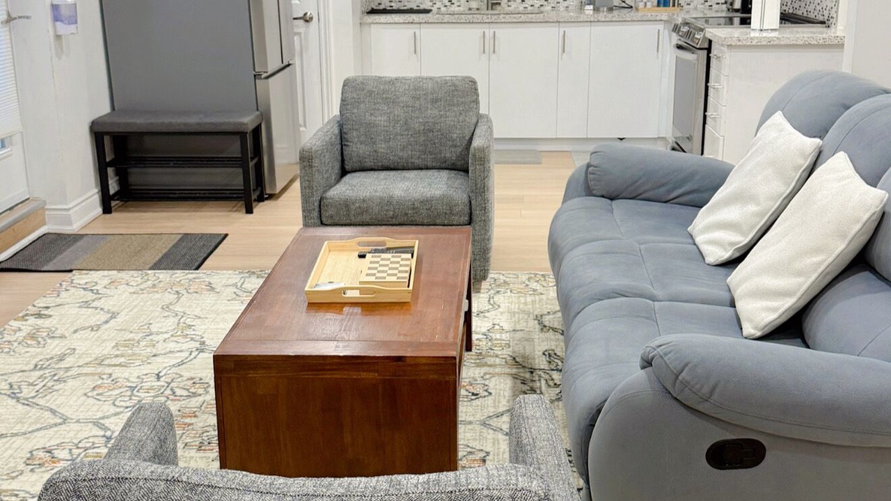 Photo of Livingroom in Mount Pleasant