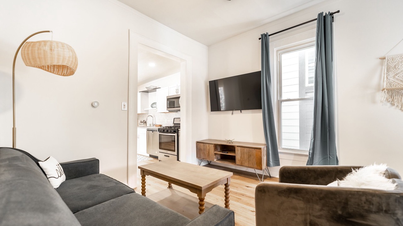Photo of Livingroom in Fountain Square