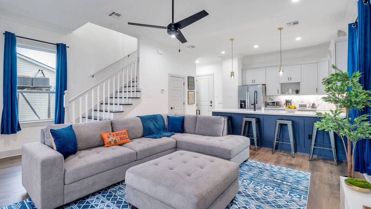 Photo of Livingroom in Tulane - Gravier