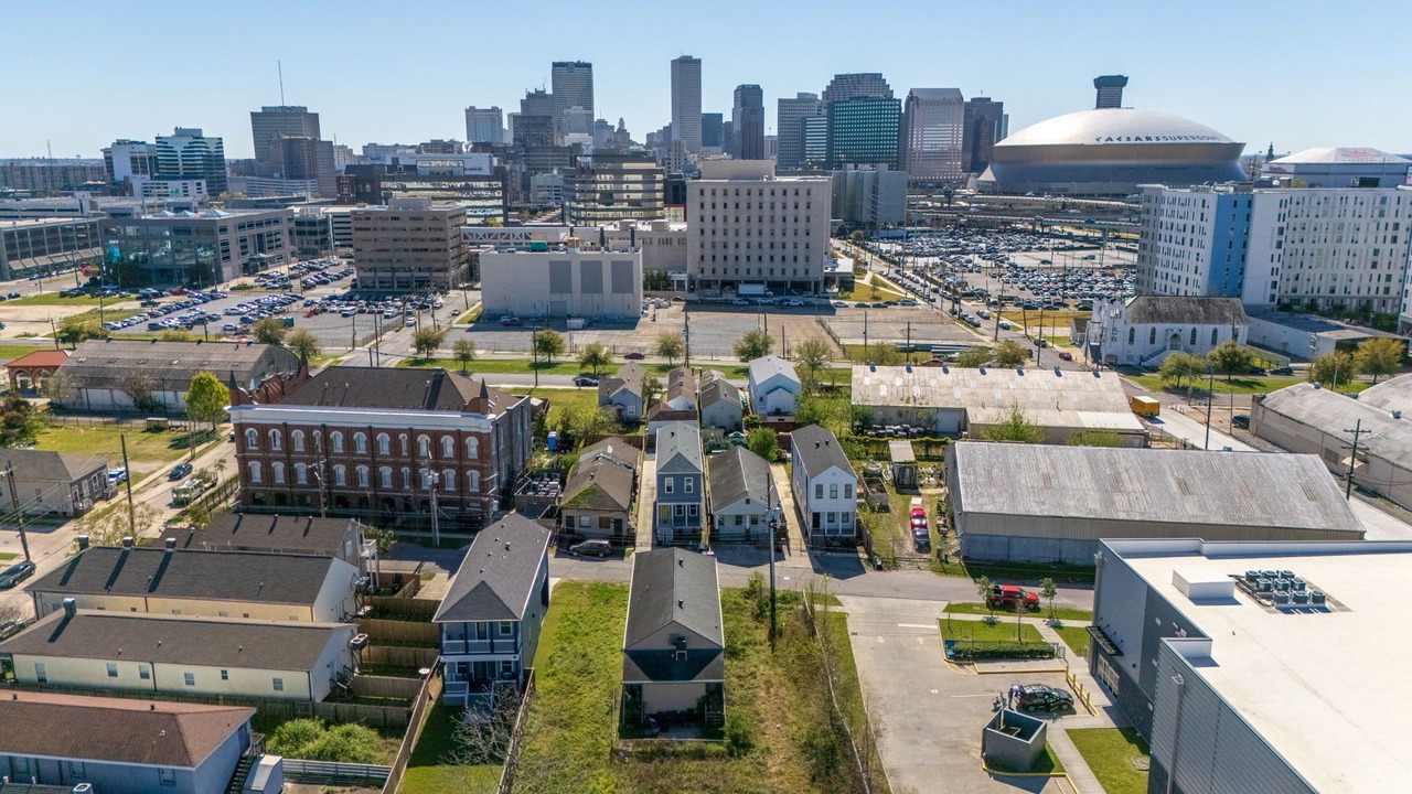 Photo of Others in Tulane - Gravier