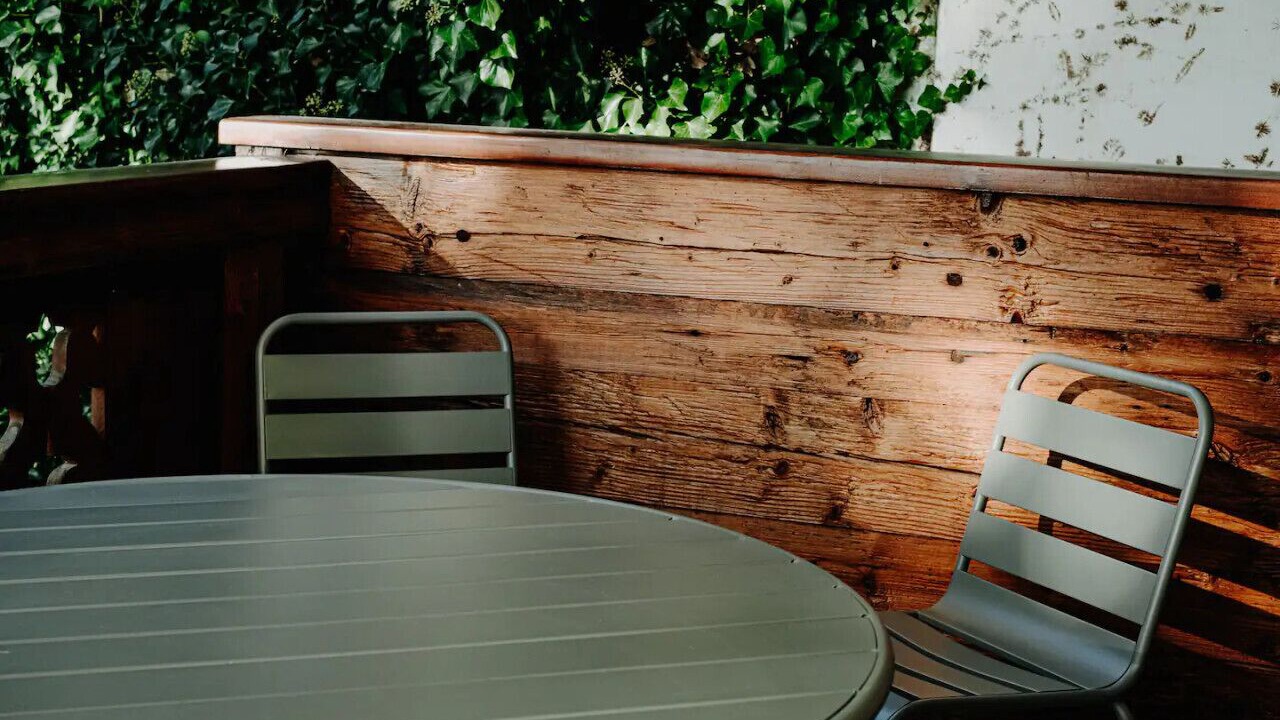 Photo of Outdoor in Lens