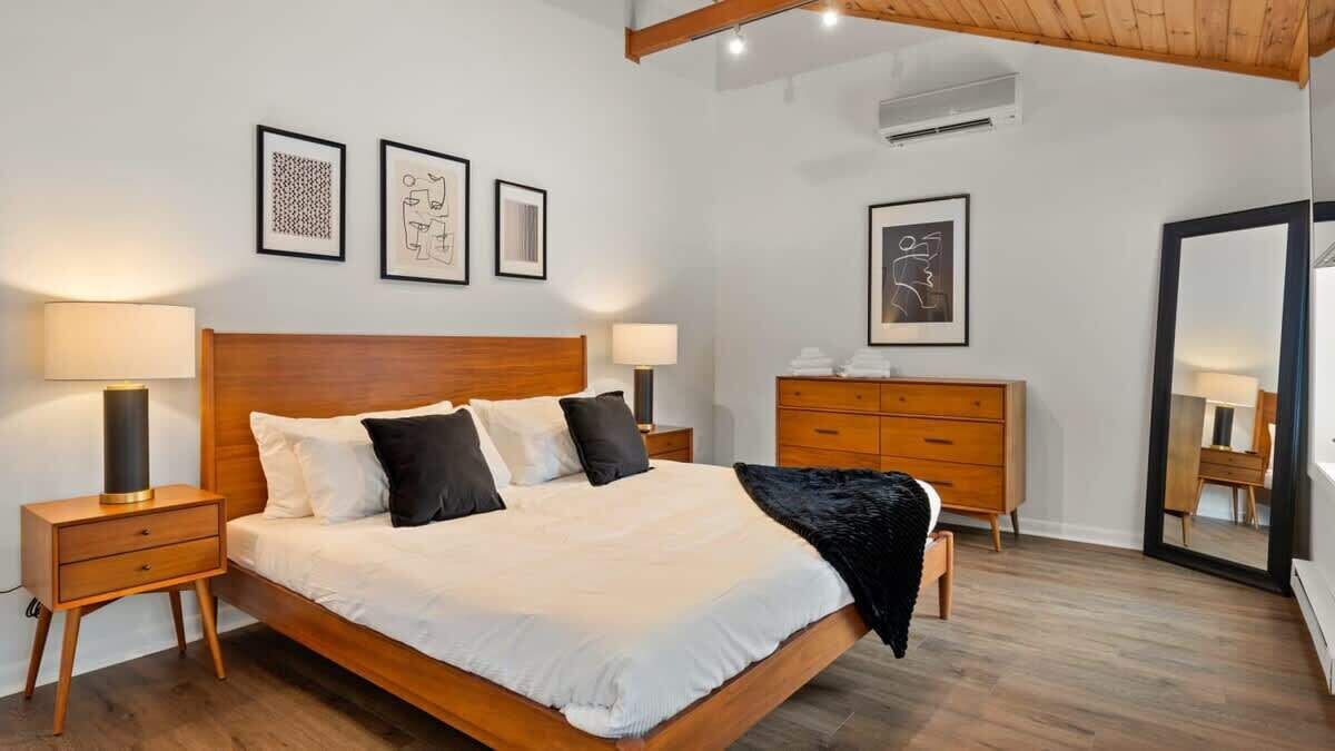 Photo of Bedroom in Becket