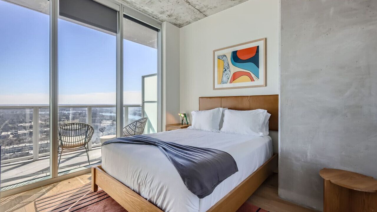 Photo of Bedroom in Rainey Street Historic District