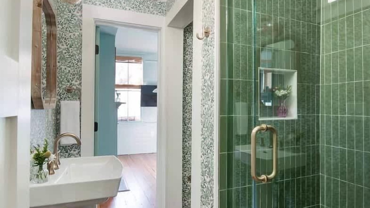 Photo of Bathroom in Cannonborough Elliotborough
