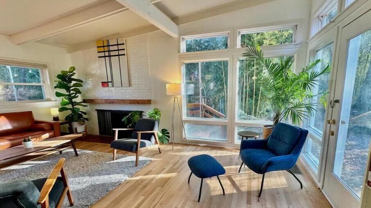Photo of Livingroom in Alcova Heights