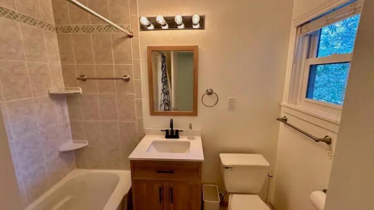 Photo of Bathroom in Alcova Heights