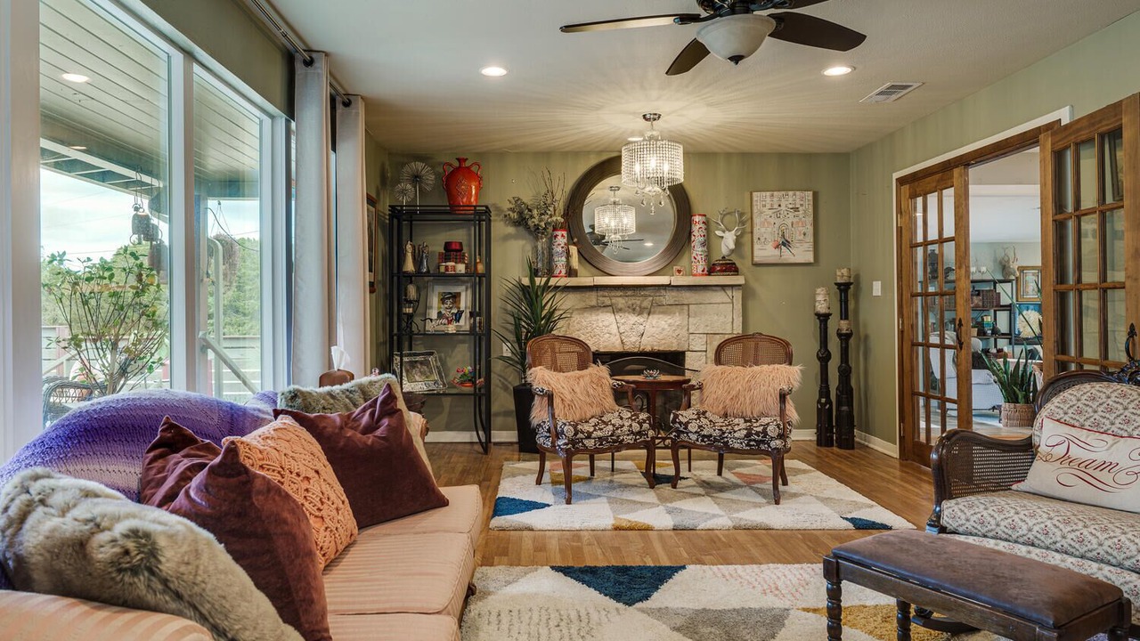 Photo of Livingroom in Austin