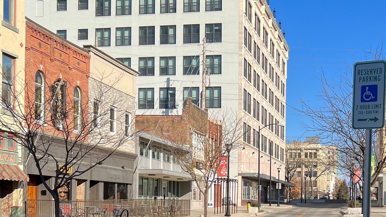 Photo of Others in Downtown Springfield