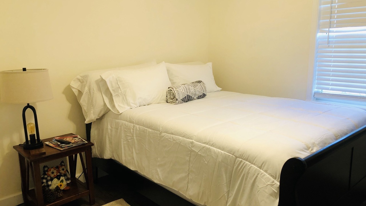Photo of Bedroom in Seymour
