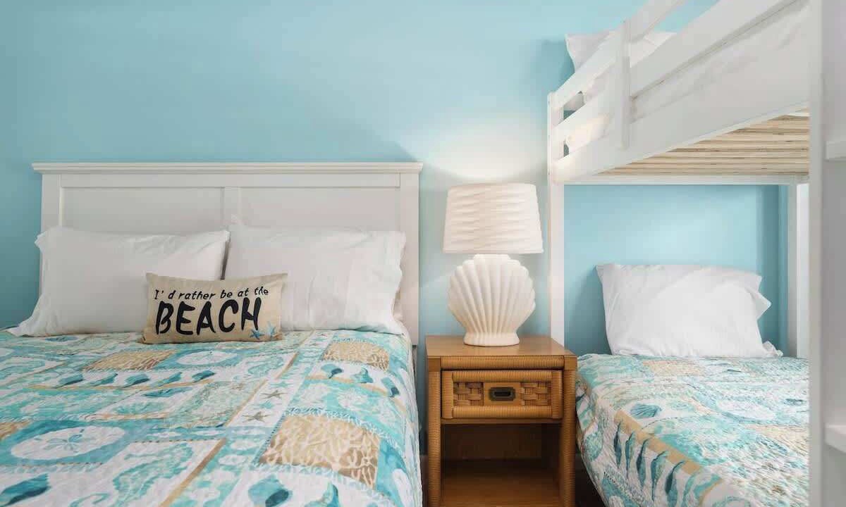 Photo of Bedroom in Caine Woods